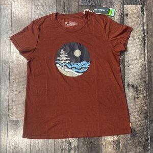 tentree Rust Graphic Tee with Nature Design